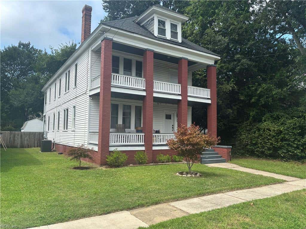 Photo of 516 Mt Vernon Avenue, Portsmouth, VA 23707 (MLS # 10650048)