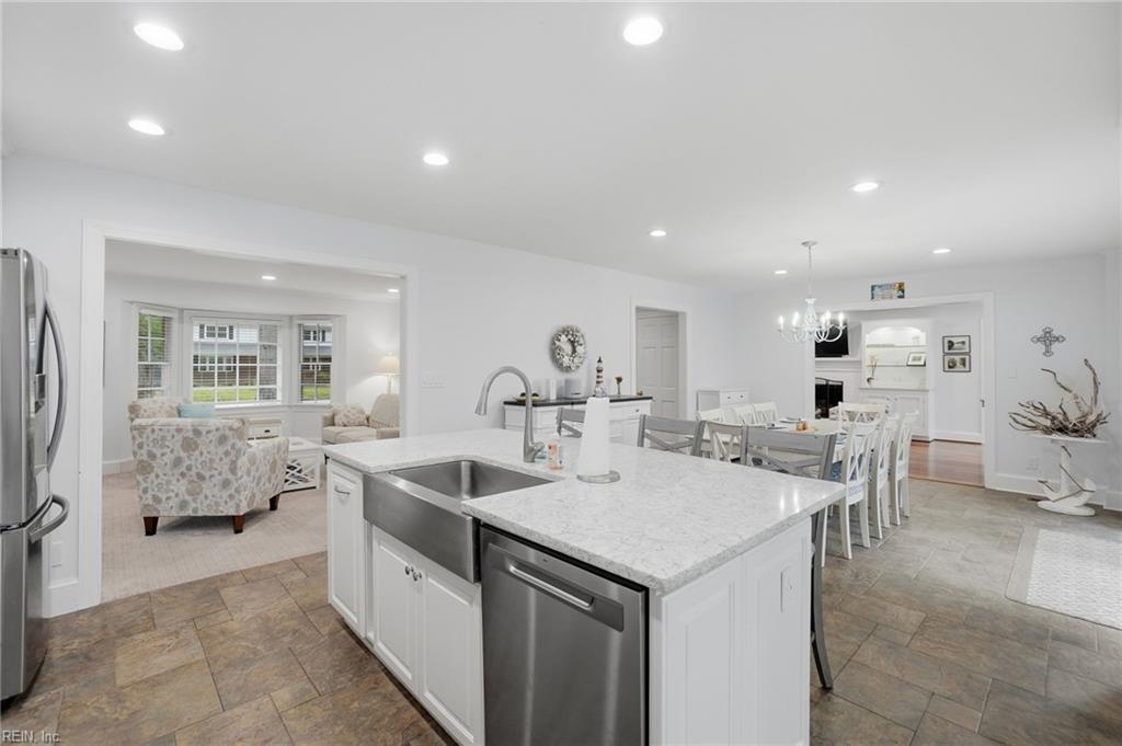 Virginia Beach, Virginia, 23452, United States, 4 Bedrooms Bedrooms, ,3 BathroomsBathrooms,Residential,Active,2043440
