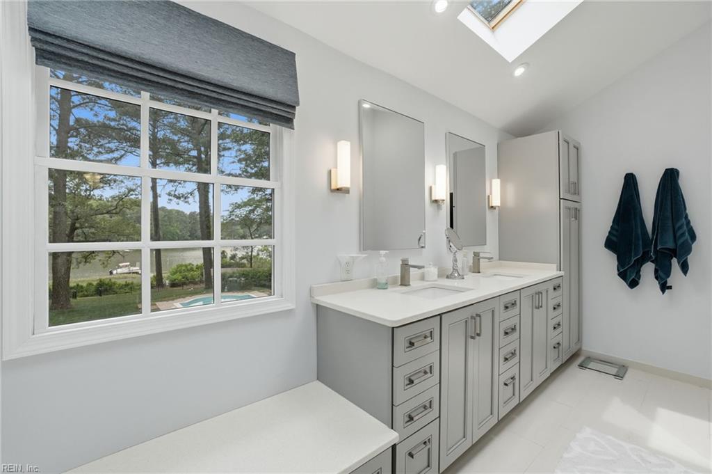 Virginia Beach, Virginia, 23452, United States, 4 Bedrooms Bedrooms, ,3 BathroomsBathrooms,Residential,Active,2043440