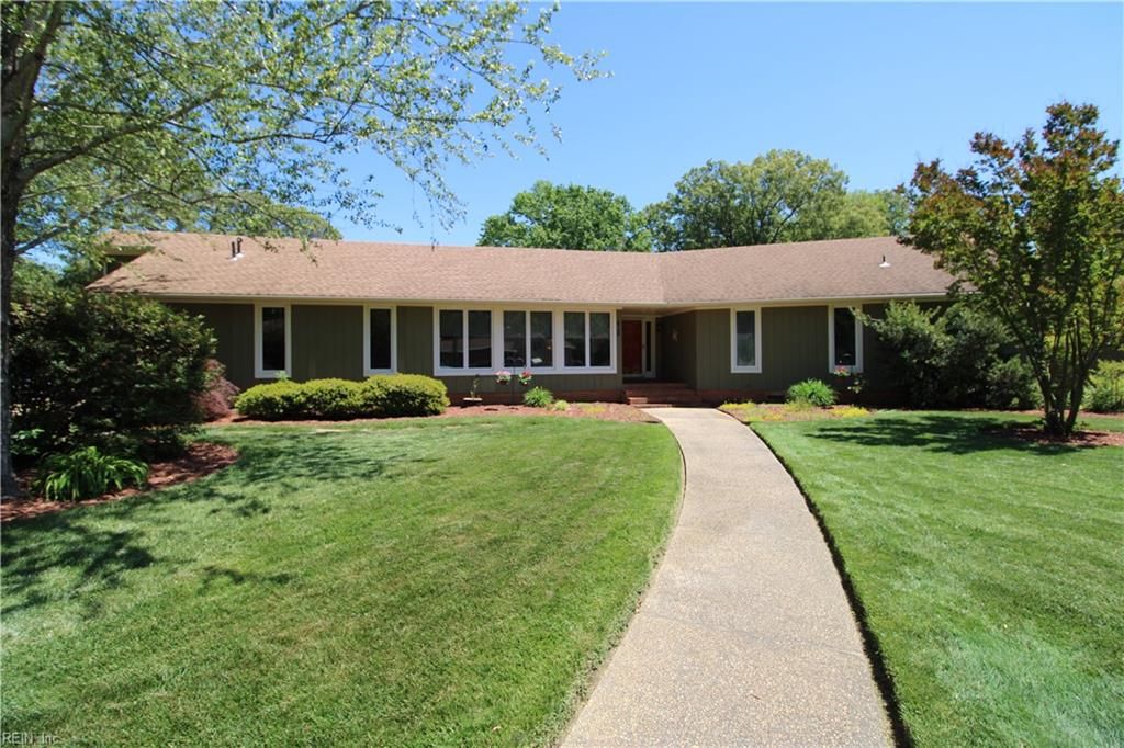 Photo of 612 Rosaer Court, Virginia Beach, VA 23464 (MLS # 10633084)