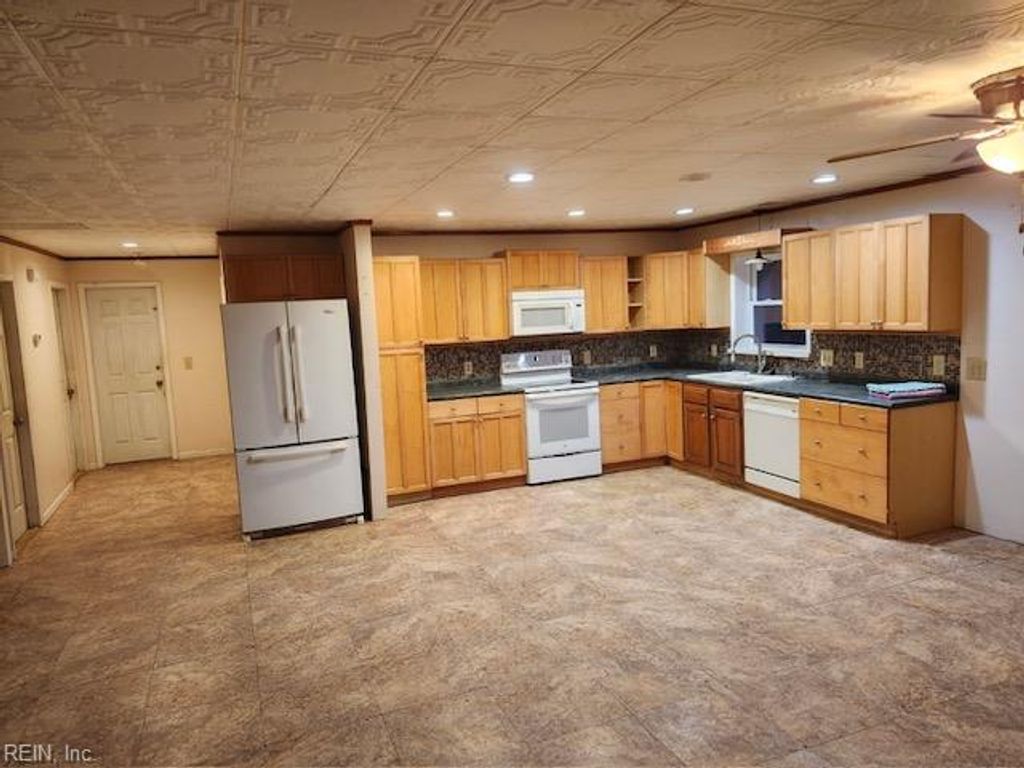 Photo of 119 Red Dirt Road, Williamsburg, VA 23188 (MLS # 10614097)