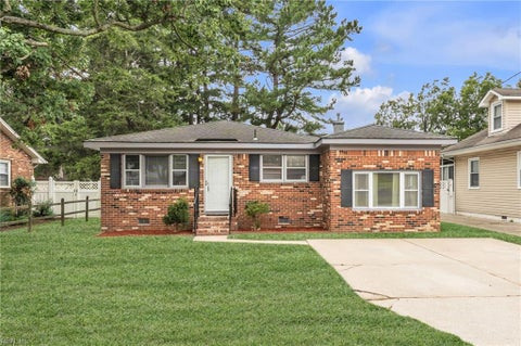 Photo for 1511 Hazel AVE