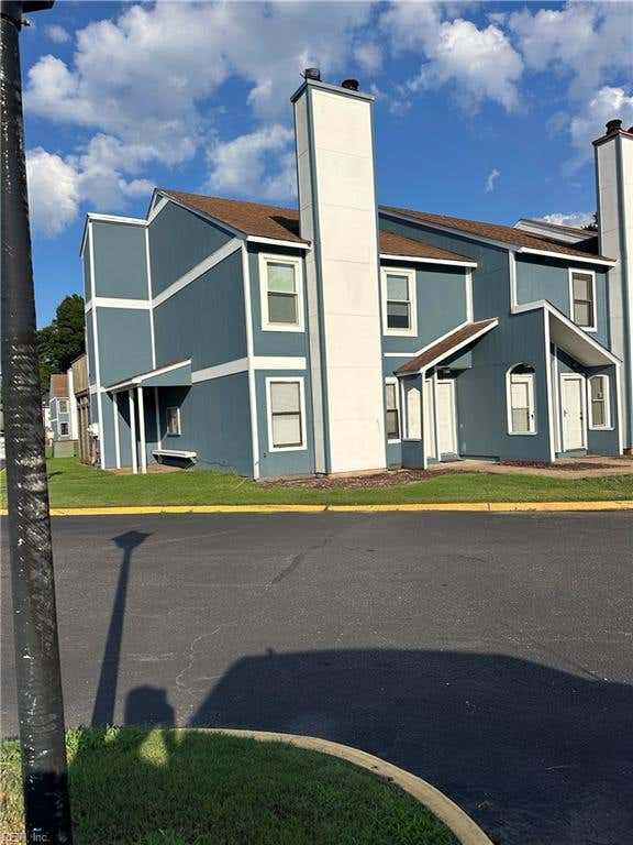Photo of 2142 Pier Pointe Place, Virginia Beach, VA 23455 (MLS # 10651001)