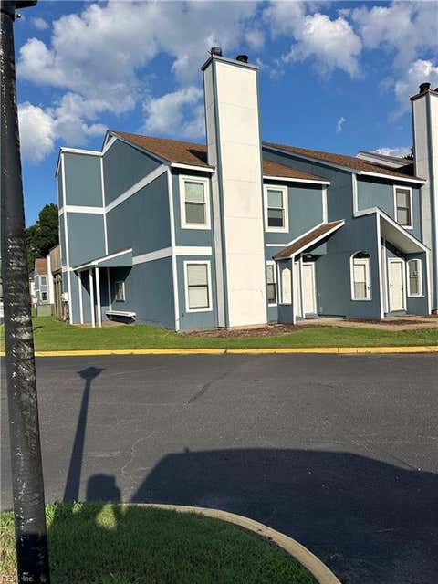 Photo of 2142 Pier Pointe Place, Virginia Beach, VA 23455 (MLS # 10651001)