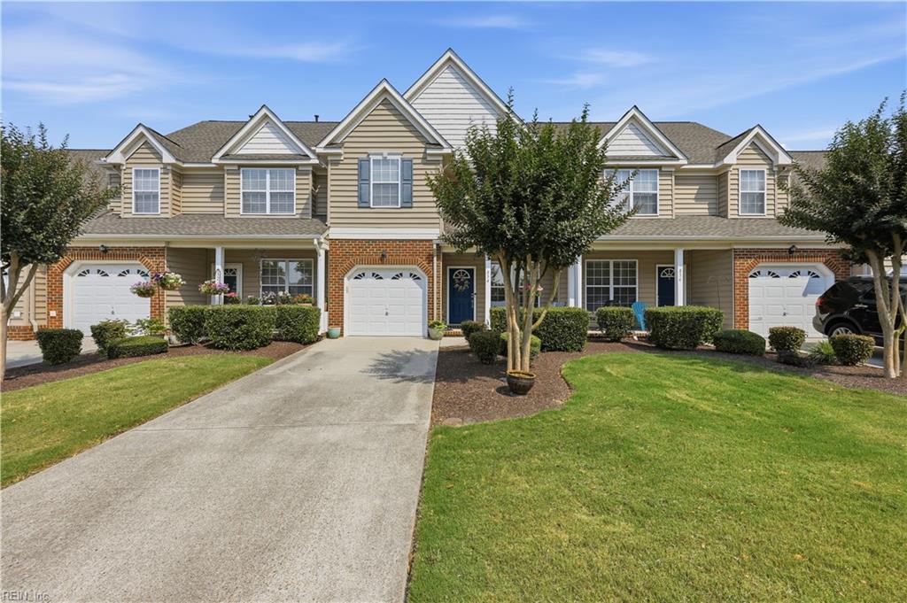 Photo of 834 Devereaux Drive, Virginia Beach, VA 23462 (MLS # 10640499)