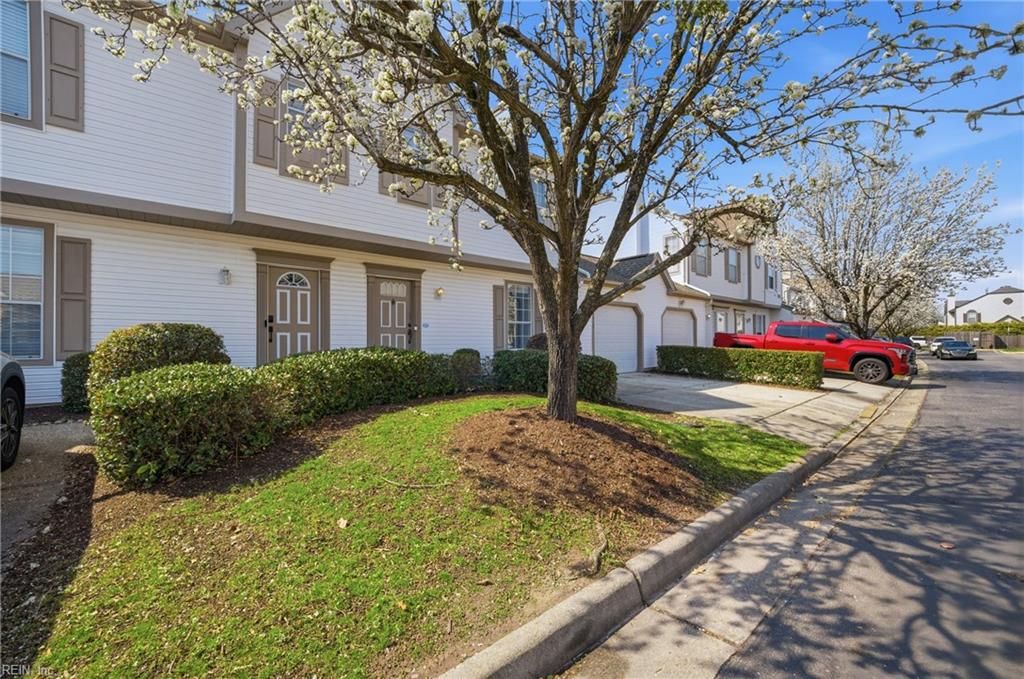 Photo of 4513 Brinker Drive, Virginia Beach, VA 23462 (MLS # 10625386)