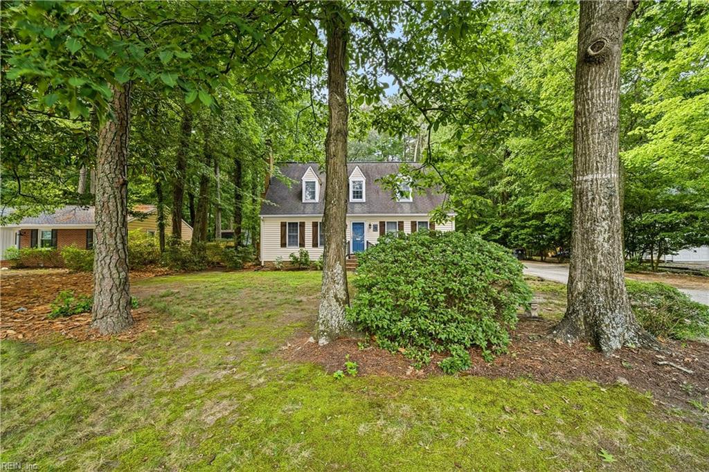Photo of 32 Little Florida Road, Poquoson, VA 23662 (MLS # 10653869)