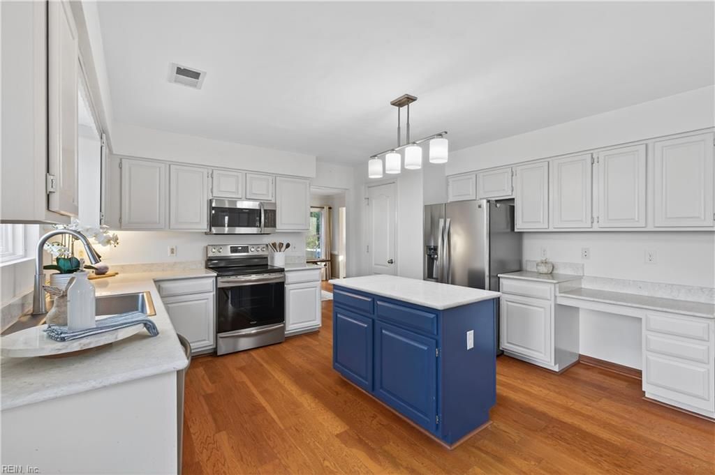 Photo of 712 Magnum Road, Chesapeake, VA 23320 (MLS # 10604948)