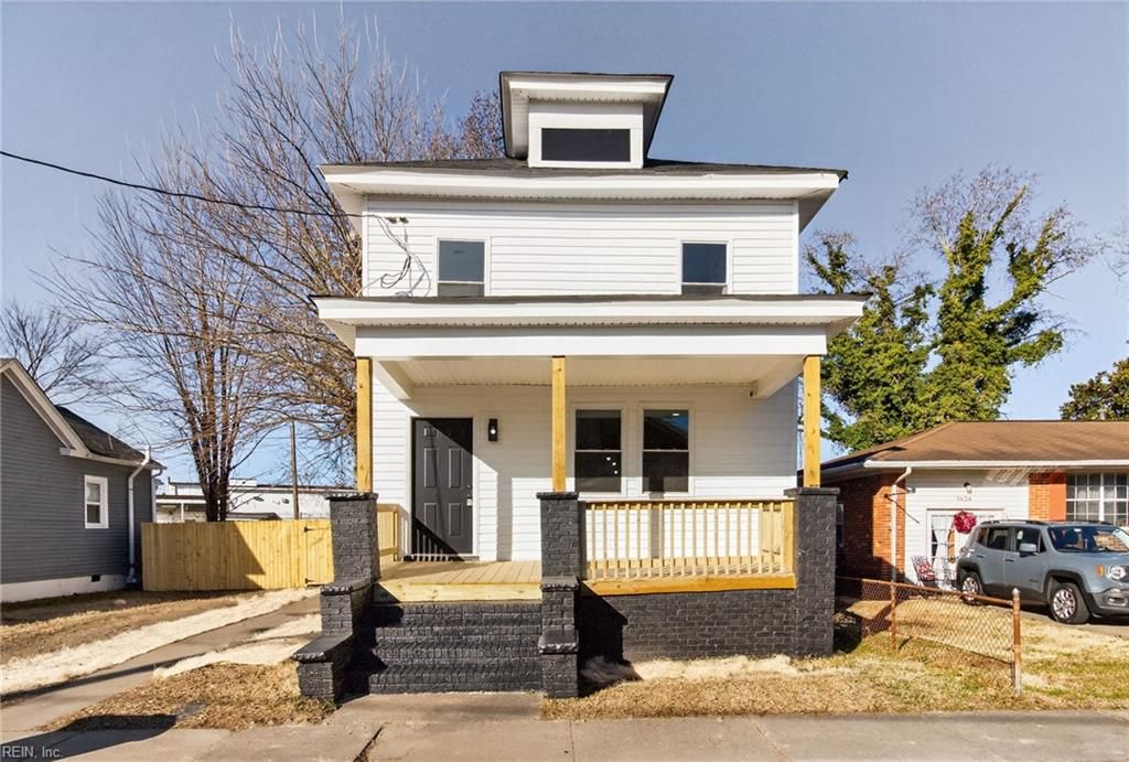 Photo of 1440 Mt Vernon Avenue, Portsmouth, VA 23703 (MLS # 10614582)