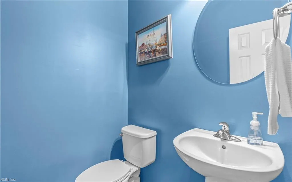 Portsmouth, Virginia 23703, United States, 4 Bedrooms Bedrooms, ,3 BathroomsBathrooms,Residential,Active,208329