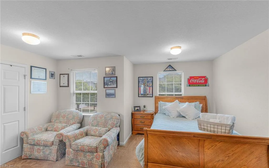 Portsmouth, Virginia 23703, United States, 4 Bedrooms Bedrooms, ,3 BathroomsBathrooms,Residential,Active,208329