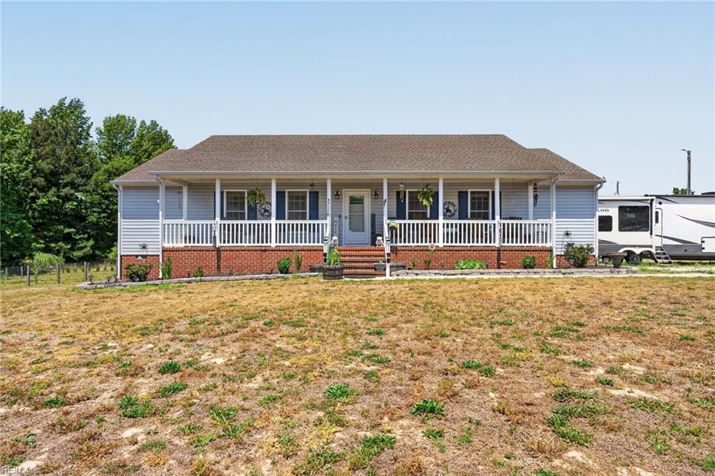 Photo of 22441 Cabin Point Road, Disputanta, VA 23842 (MLS # 10636383)