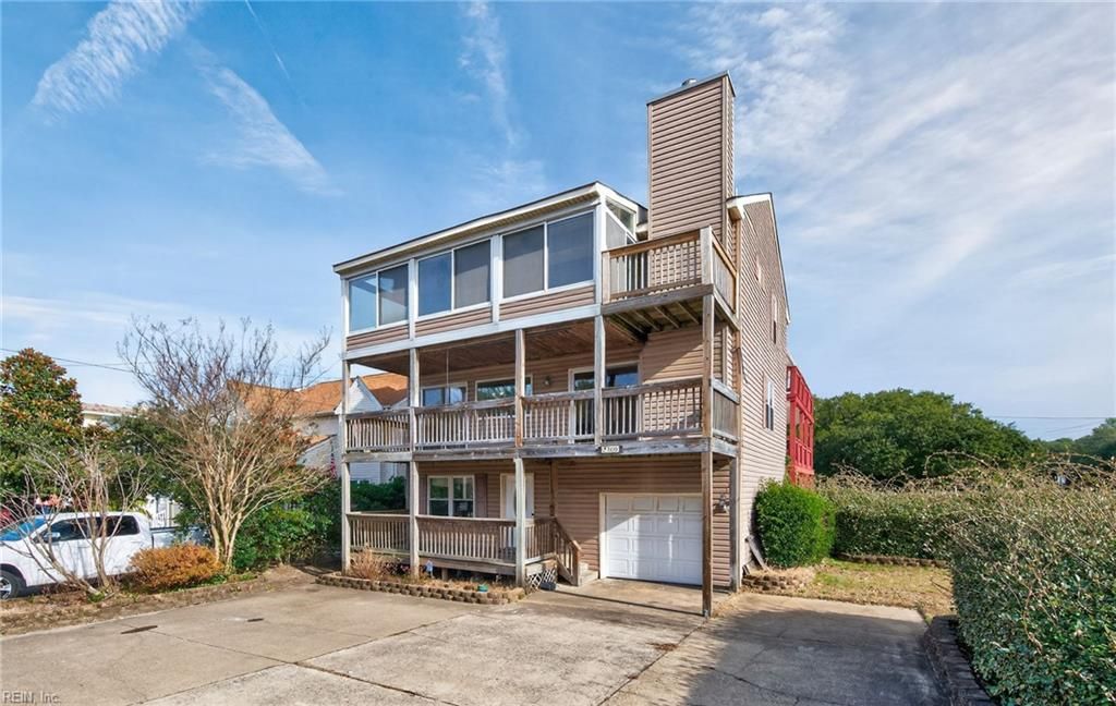 Photo of 2300 Walke Street, Virginia Beach, VA 23451 (MLS # 10613817)