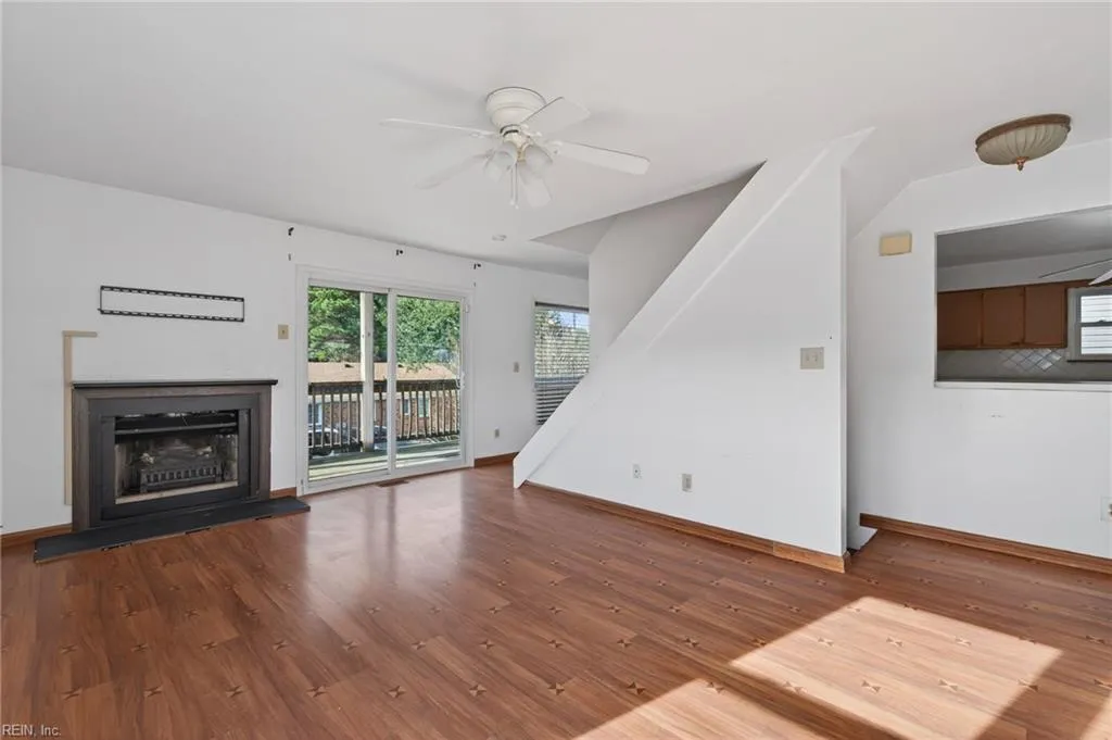 Virginia Beach, Virginia 23451, United States, 4 Bedrooms Bedrooms, ,4 BathroomsBathrooms,Residential,Active,257612