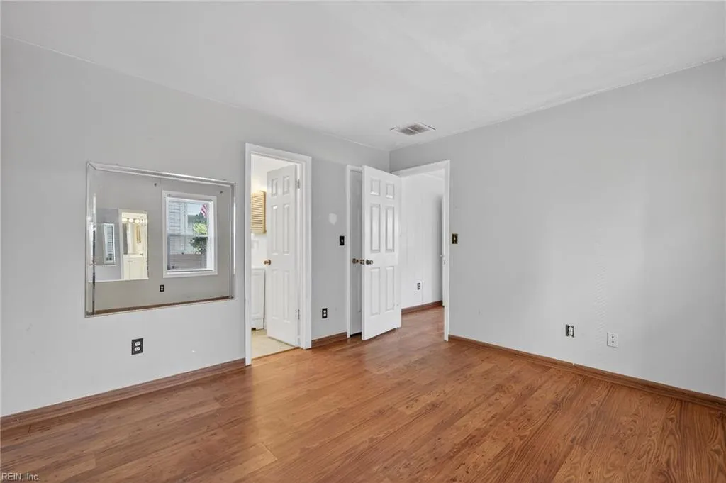 Virginia Beach, Virginia 23451, United States, 4 Bedrooms Bedrooms, ,4 BathroomsBathrooms,Residential,Active,257612