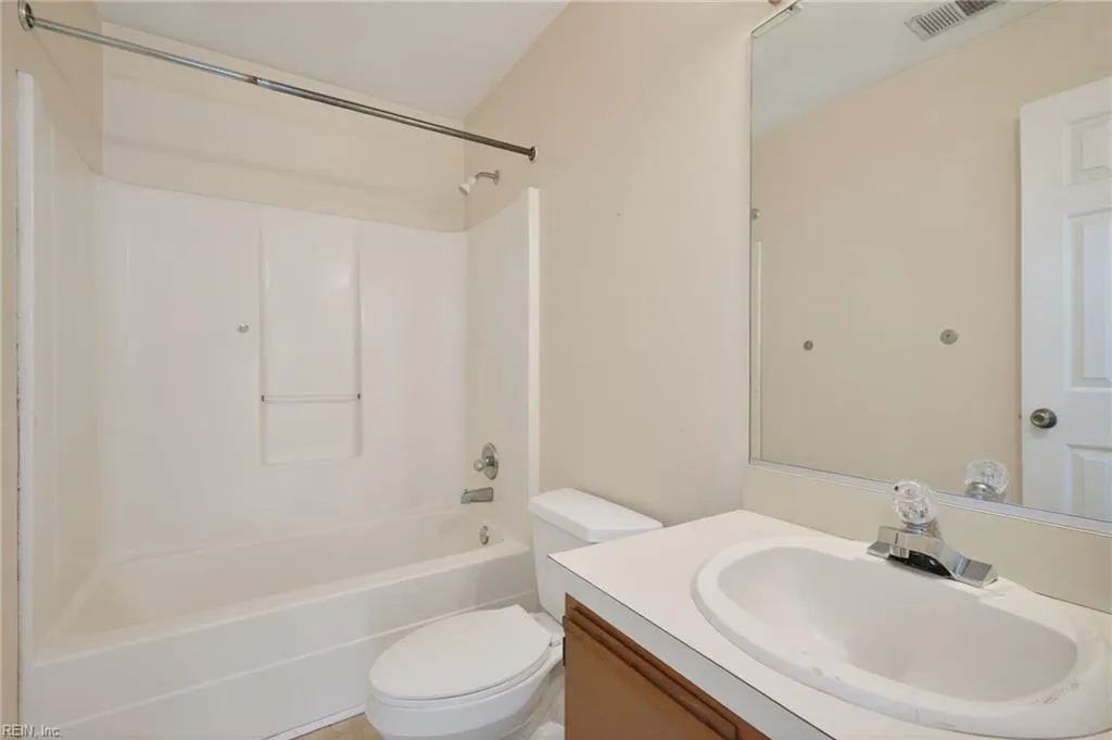 Virginia Beach, Virginia 23451, United States, 4 Bedrooms Bedrooms, ,4 BathroomsBathrooms,Residential,Active,257612