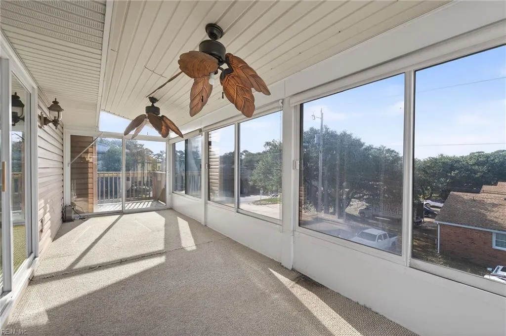 Virginia Beach, Virginia 23451, United States, 4 Bedrooms Bedrooms, ,4 BathroomsBathrooms,Residential,Active,257612