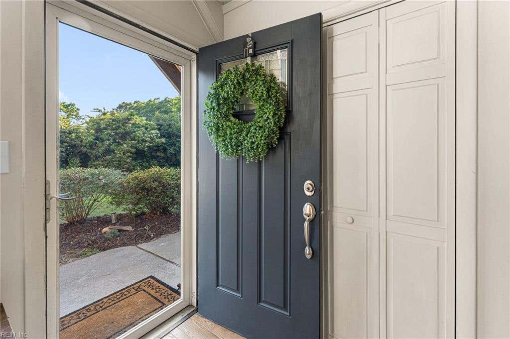 Photo of 406 Grafton District Road, Yorktown, VA 23692 (MLS # 10638208)