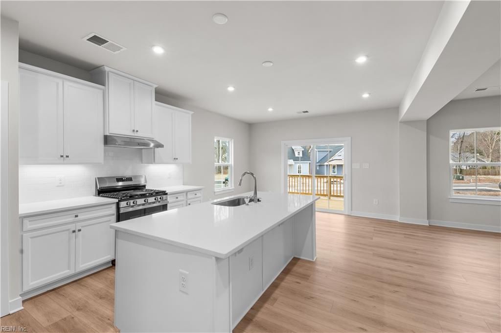 Photo of 109 Oysterman's Way, Poquoson, VA 23662 (MLS # 10629703)