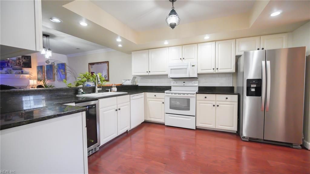 Photo of 208 Genoa Drive #17, Hampton, VA 23664 (MLS # 10614382)