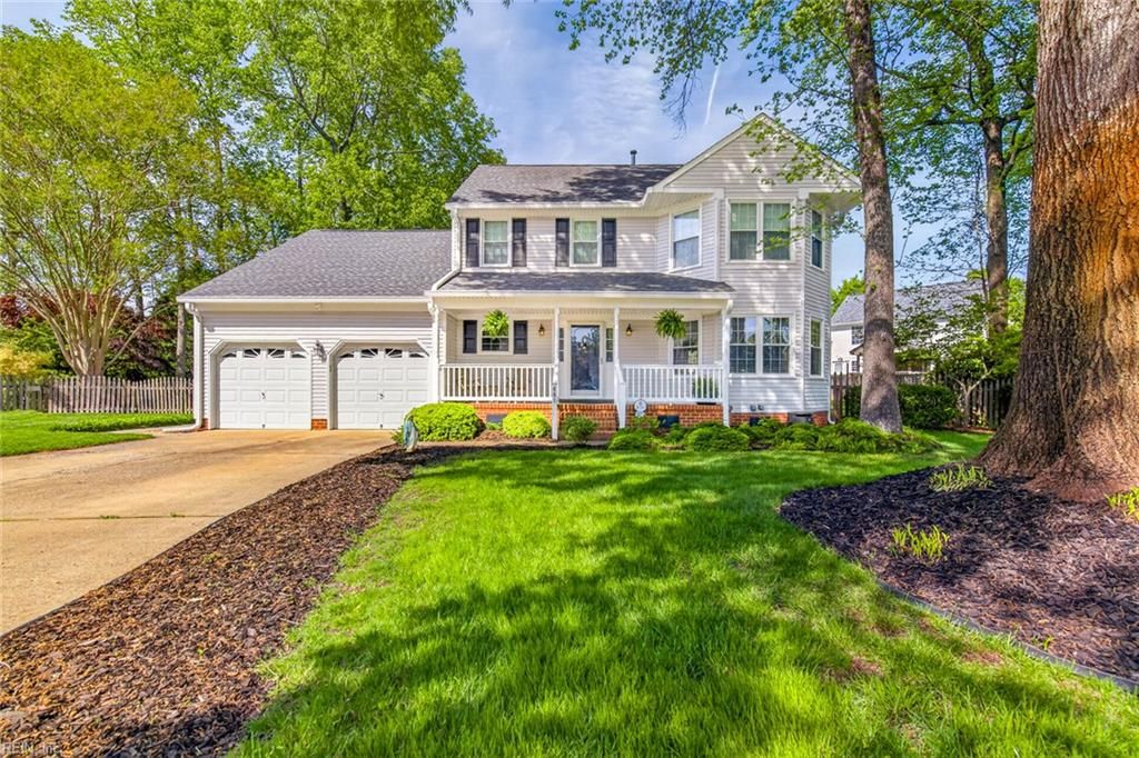 Photo of 401 Pelican Circle, Chesapeake, VA 23322 (MLS # 10630242)