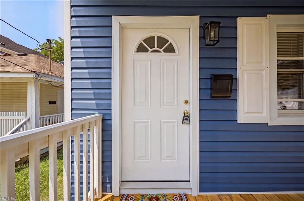 Photo of 2431 Hale Street, Norfolk, VA 23504 (MLS # 10653655)