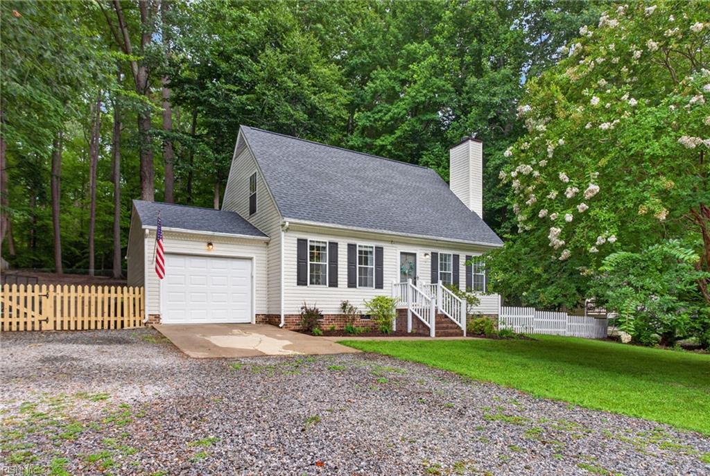 Photo of 6213 Adams Hunt Drive, Williamsburg, VA 23188 (MLS # 10645105)