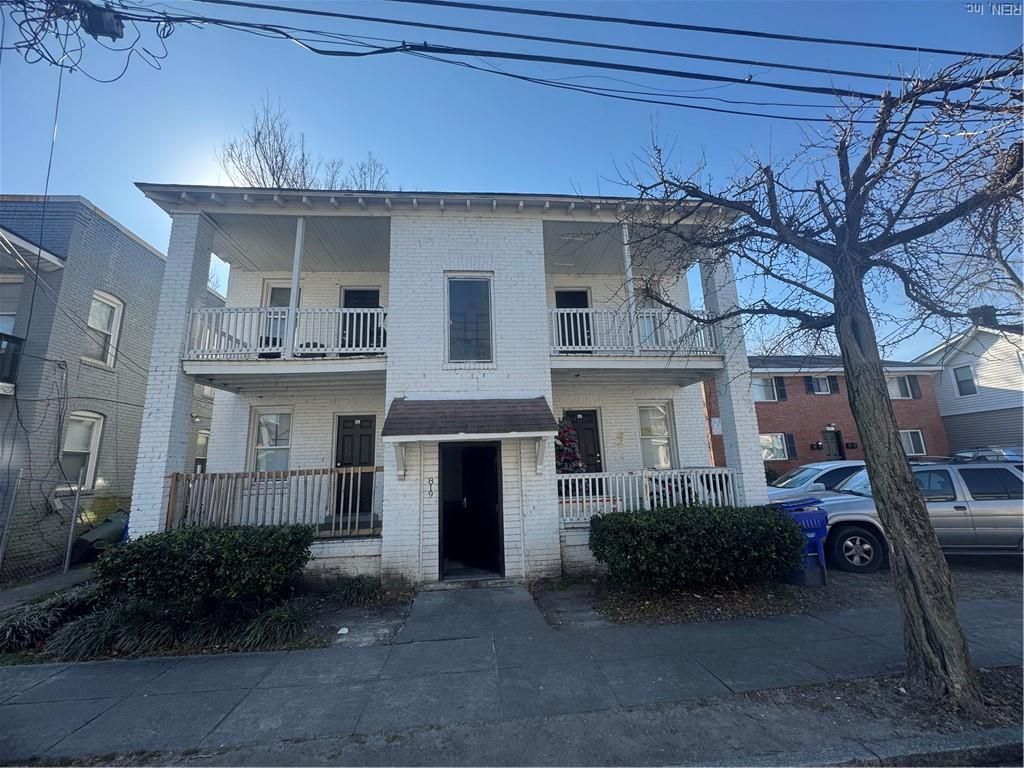 Photo of 819 W 35th Street, Norfolk, VA 23508 (MLS # 10619859)