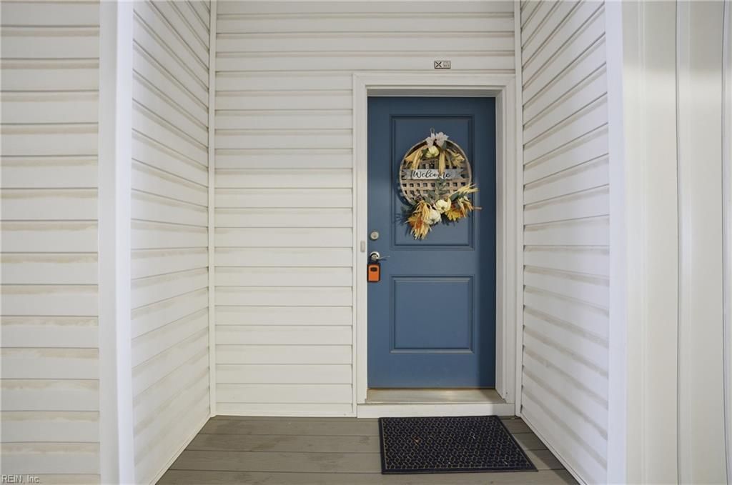 Photo of 1732 Dromolin Drive #303, Virginia Beach, VA 23456 (MLS # 10614840)