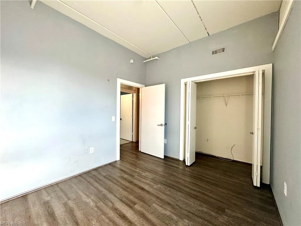 Norfolk, Virginia 23510, United States, 2 Bedrooms Bedrooms, ,2 BathroomsBathrooms,Residential,Active,22176