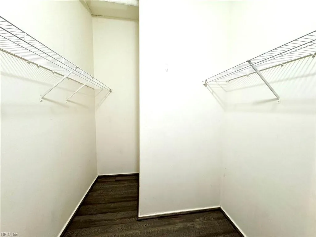 Norfolk, Virginia 23510, United States, 2 Bedrooms Bedrooms, ,2 BathroomsBathrooms,Residential,Active,22176