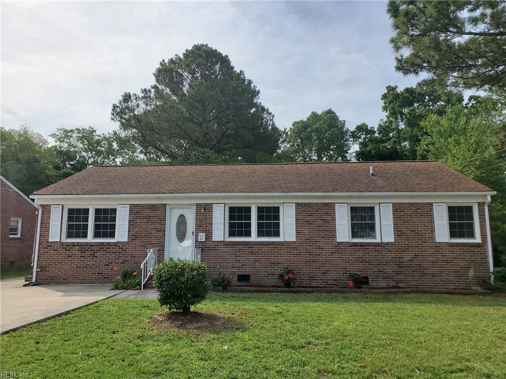 Photo of 8 Sheralyn Place, Hampton, VA 23666 (MLS # 10642192)
