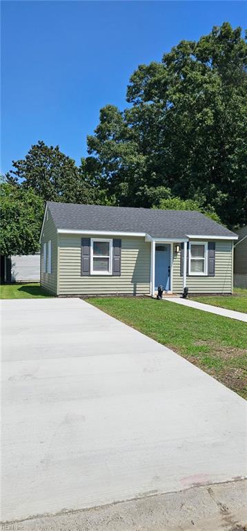 Photo of 512 Smiley Road, Hampton, VA 23663 (MLS # 10652639)