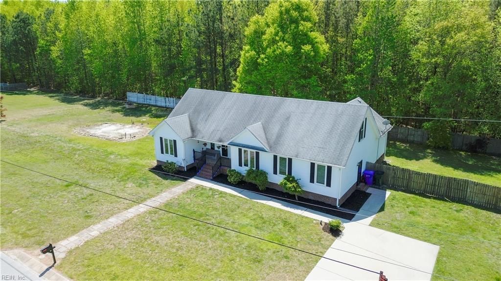 Photo of 201 Byrd Street, Suffolk, VA 23434 (MLS # 10627024)