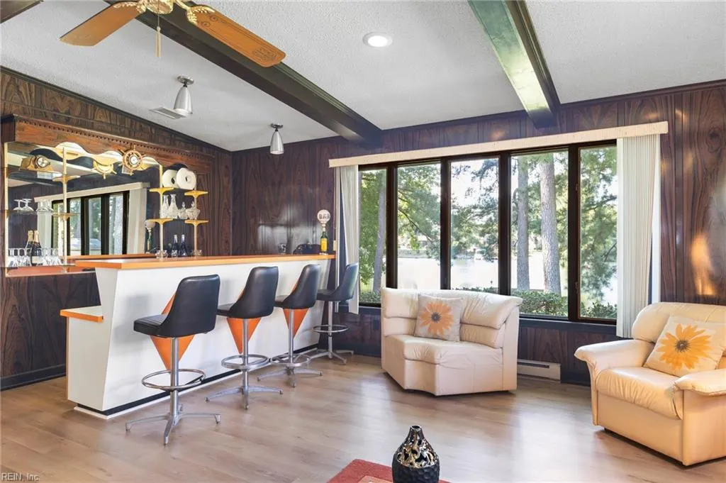 Portsmouth, Virginia 23701, United States, 3 Bedrooms Bedrooms, ,3 BathroomsBathrooms,Residential,Active,1566