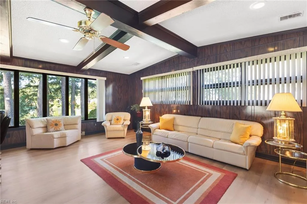 Portsmouth, Virginia 23701, United States, 3 Bedrooms Bedrooms, ,3 BathroomsBathrooms,Residential,Active,1566