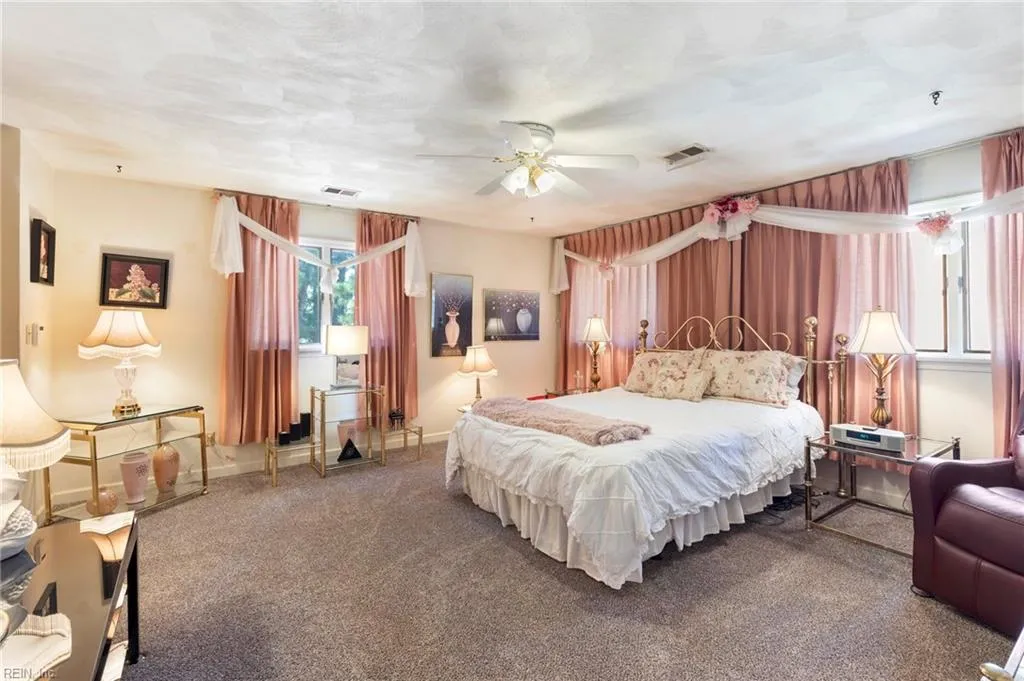 Portsmouth, Virginia 23701, United States, 3 Bedrooms Bedrooms, ,3 BathroomsBathrooms,Residential,Active,1566