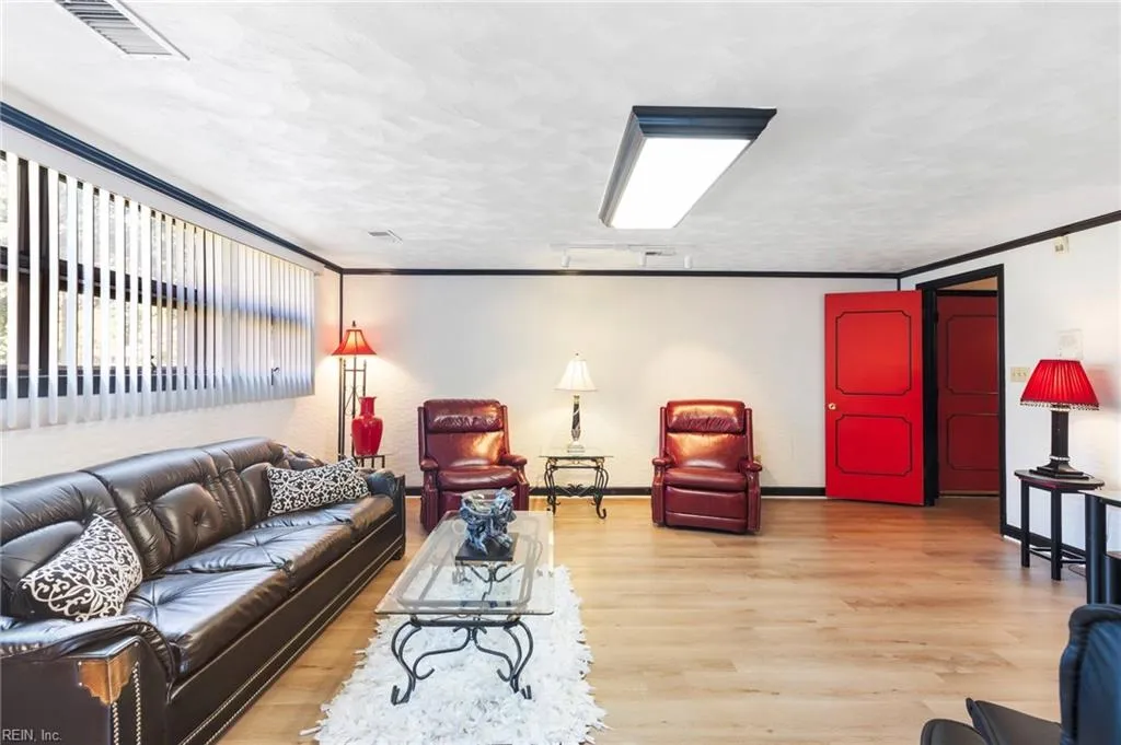 Portsmouth, Virginia 23701, United States, 3 Bedrooms Bedrooms, ,3 BathroomsBathrooms,Residential,Active,1566