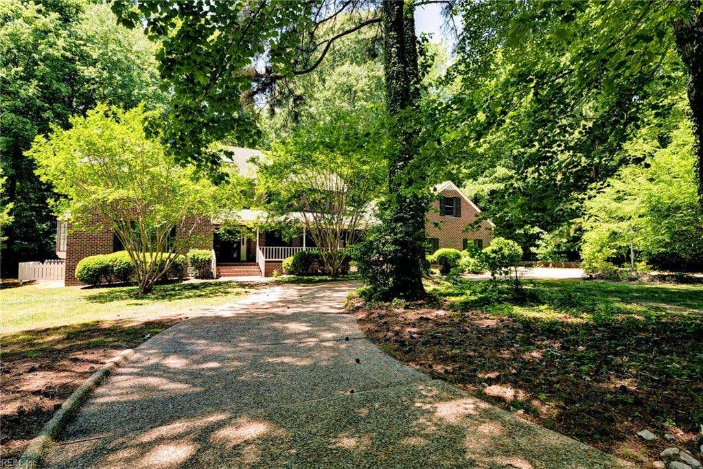 Photo of 137 Links Of Leith, Williamsburg, VA 23188 (MLS # 10633652)