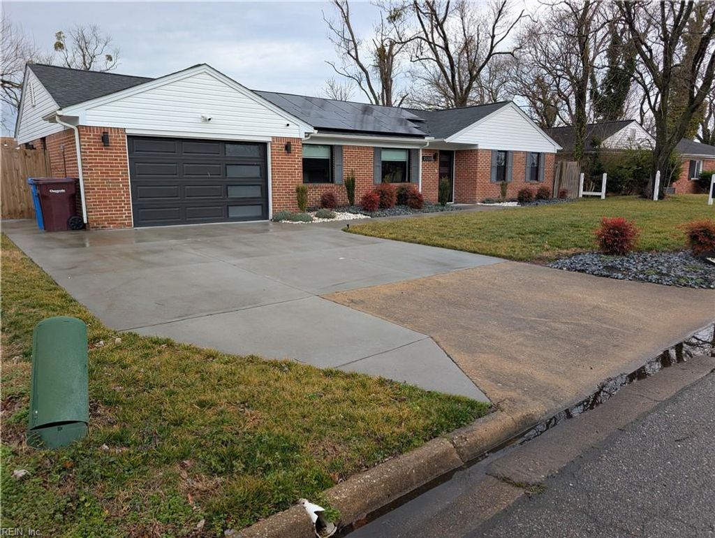 Photo of 3120 Tournament Drive, Chesapeake, VA 23323 (MLS # 10620929)