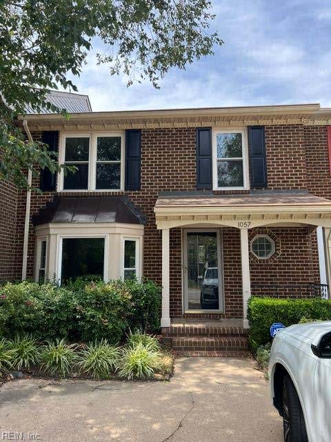 Photo for 1057 Tottenham LN