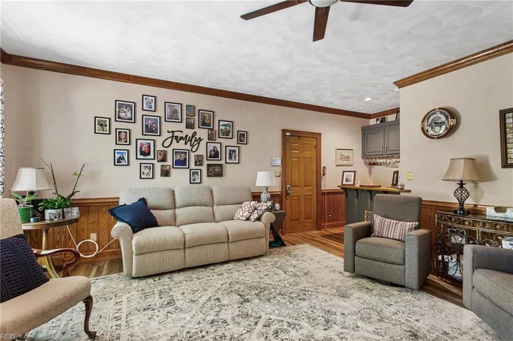 Smithfield, Virginia 23430, United States, 4 Bedrooms Bedrooms, ,3 BathroomsBathrooms,Residential,Active,128387