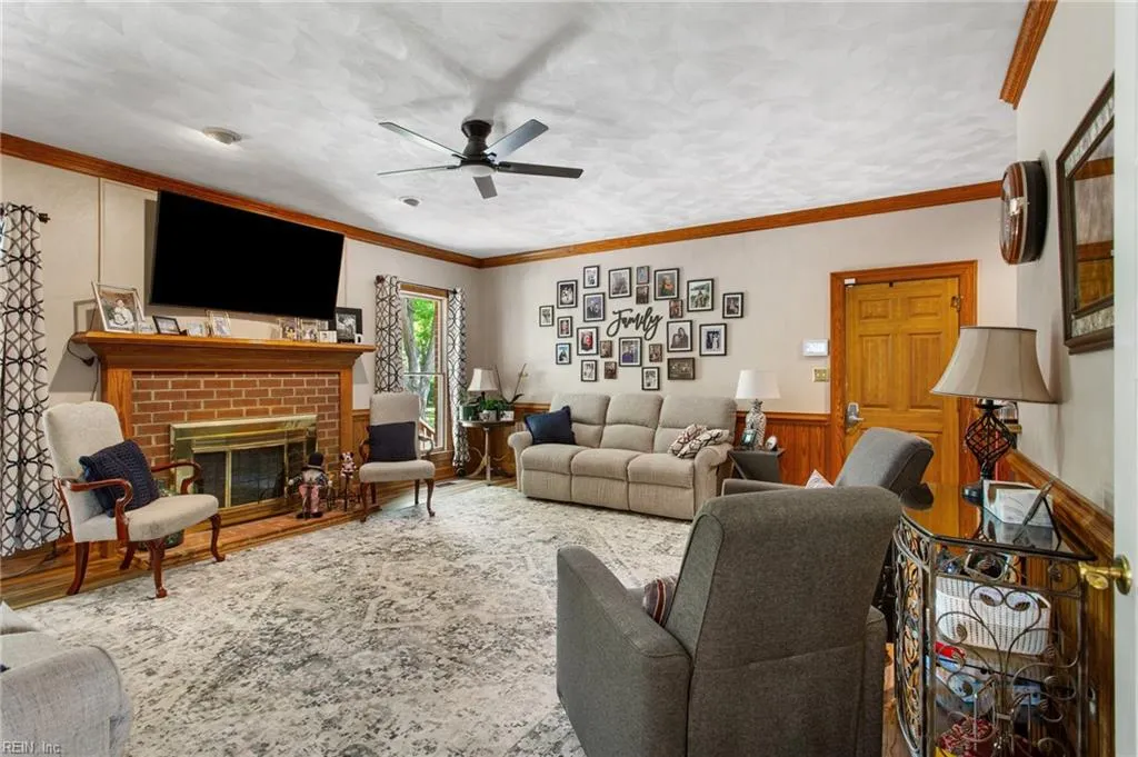 Smithfield, Virginia 23430, United States, 4 Bedrooms Bedrooms, ,3 BathroomsBathrooms,Residential,Active,128387