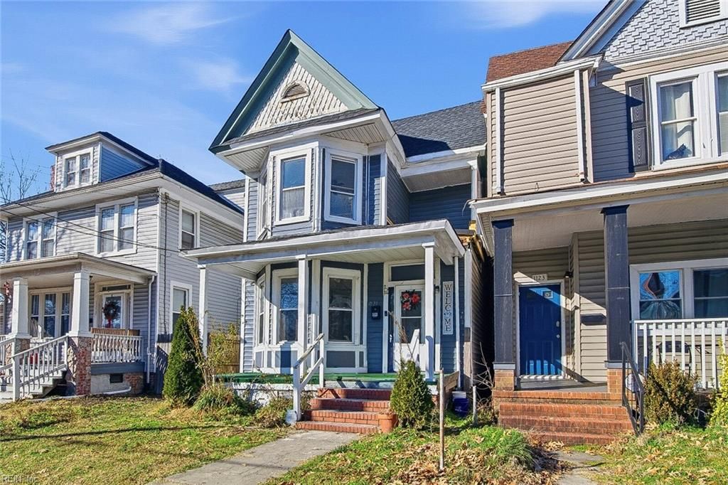 Photo of 1121 Hampton Avenue, Newport News, VA 23607 (MLS # 10614160)