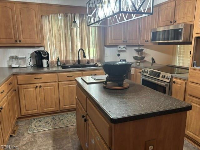 Photo of 112 Beechwood Drive, Franklin, VA 23851 (MLS # 10639749)