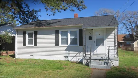 207 Woodstock Street, Portsmouth, VA 23701 - #: 10582203