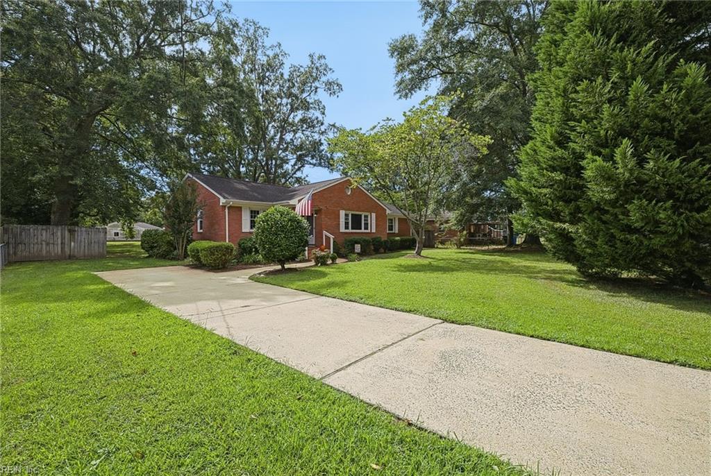 Photo of 145 Hurdle Drive, Chesapeake, VA 23322 (MLS # 10656377)