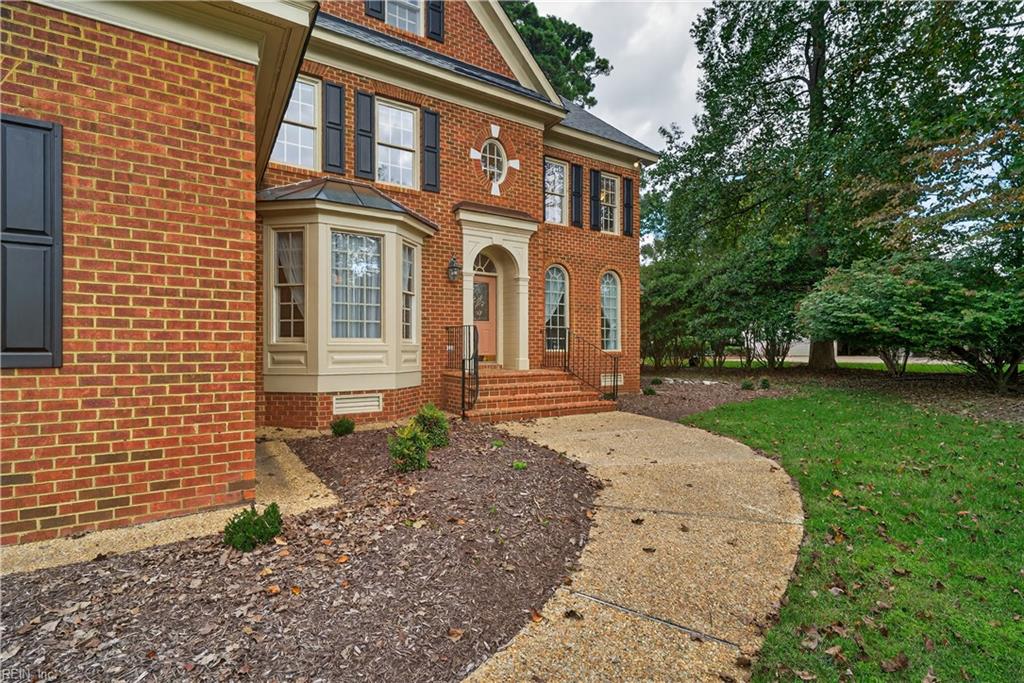 116 Greens WAY