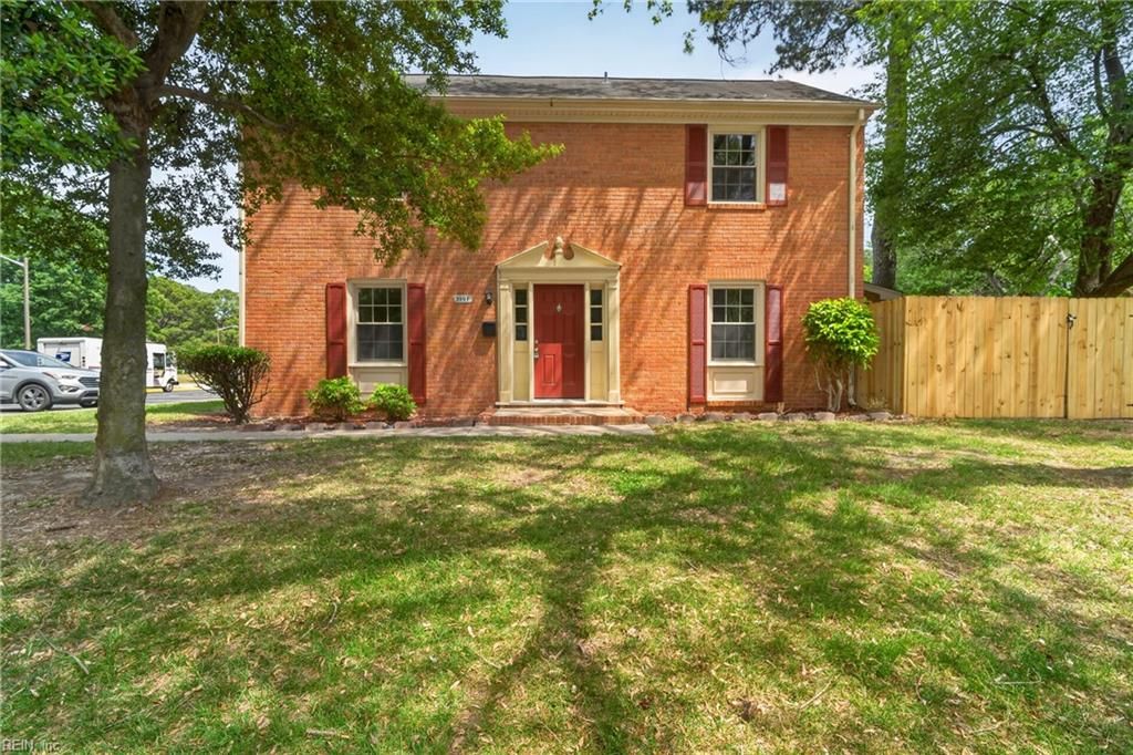 Photo of 399 Circuit Lane #F, Newport News, VA 23608 (MLS # 10633912)