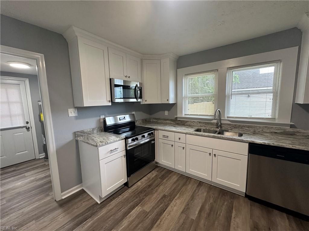Photo of 26 Woodland Road, Hampton, VA 23663 (MLS # 10638423)